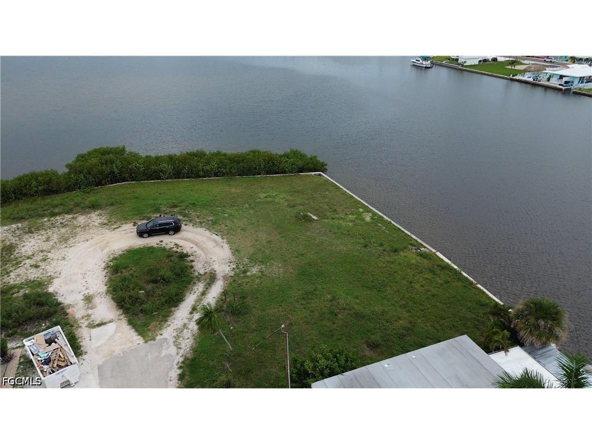 2638 Second Street Matlacha FL 33993 2026024067 image12