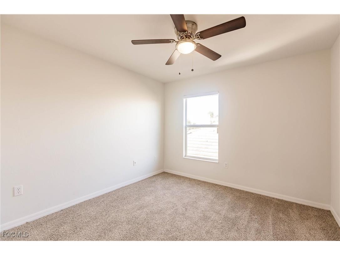 2639 Bellingham Court Cape Coral FL 33991 2025011870 image21