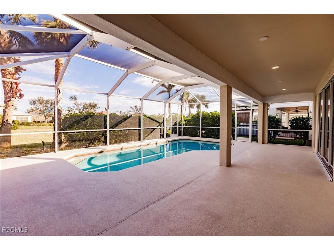 2639 Bellingham Court Cape Coral FL 33991 2025011870 image34