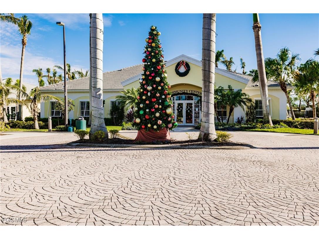 2639 Bellingham Court Cape Coral FL 33991 2025011870 image40