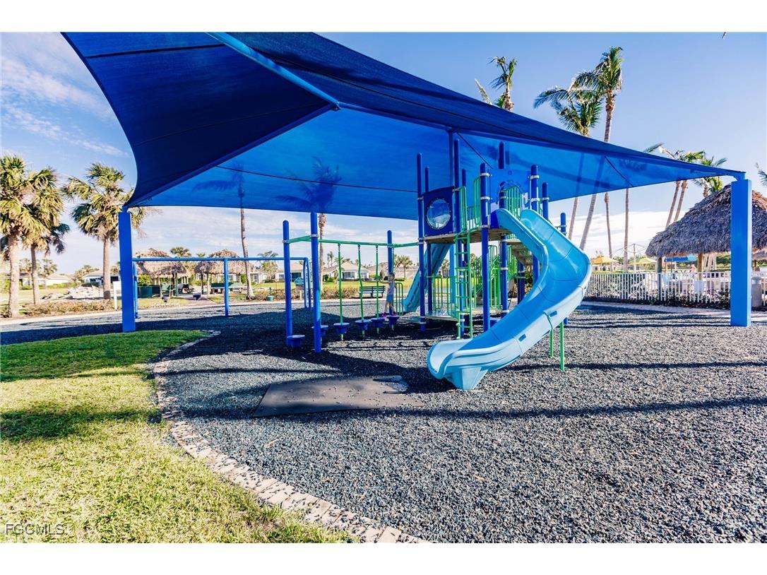 2639 Bellingham Court Cape Coral FL 33991 2025011870 image43