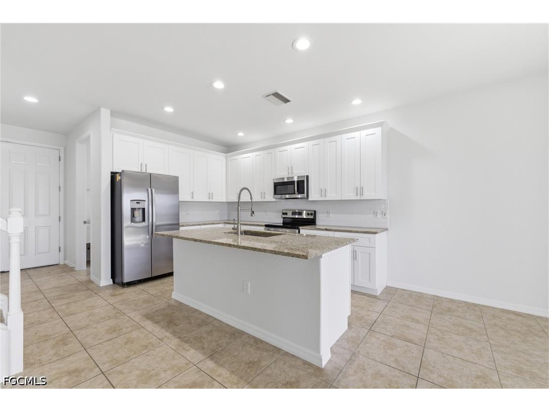 2639 Bellingham Court Cape Coral FL 33991 2026024573 image14