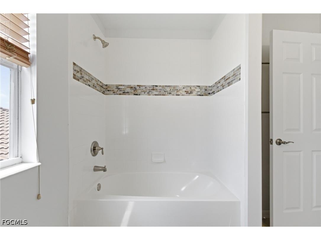 2639 Bellingham Court Cape Coral FL 33991 2026024573 image23