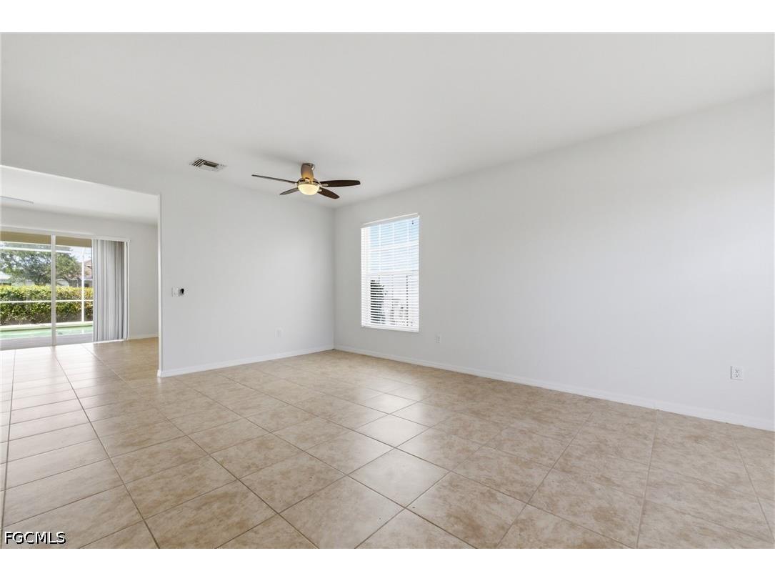 2639 Bellingham Court Cape Coral FL 33991 2026024573 image3