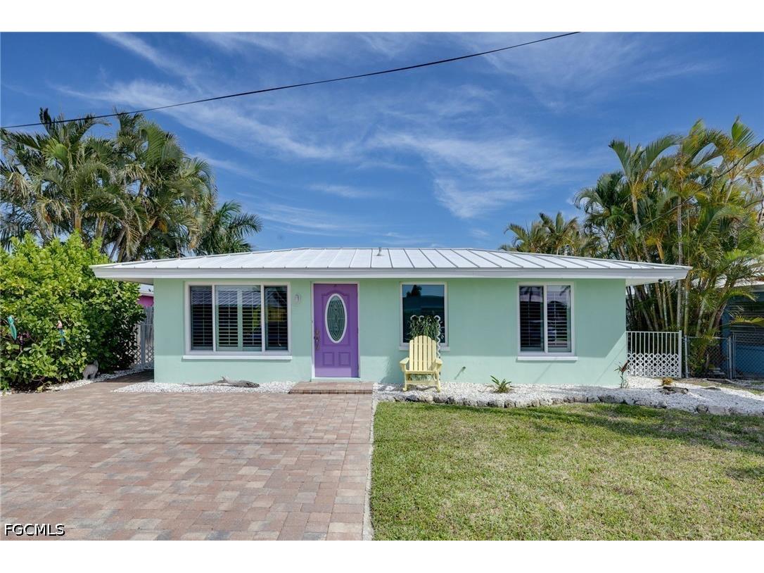 2639 Bridgeview Street Matlacha FL 33993 2026017318 image2