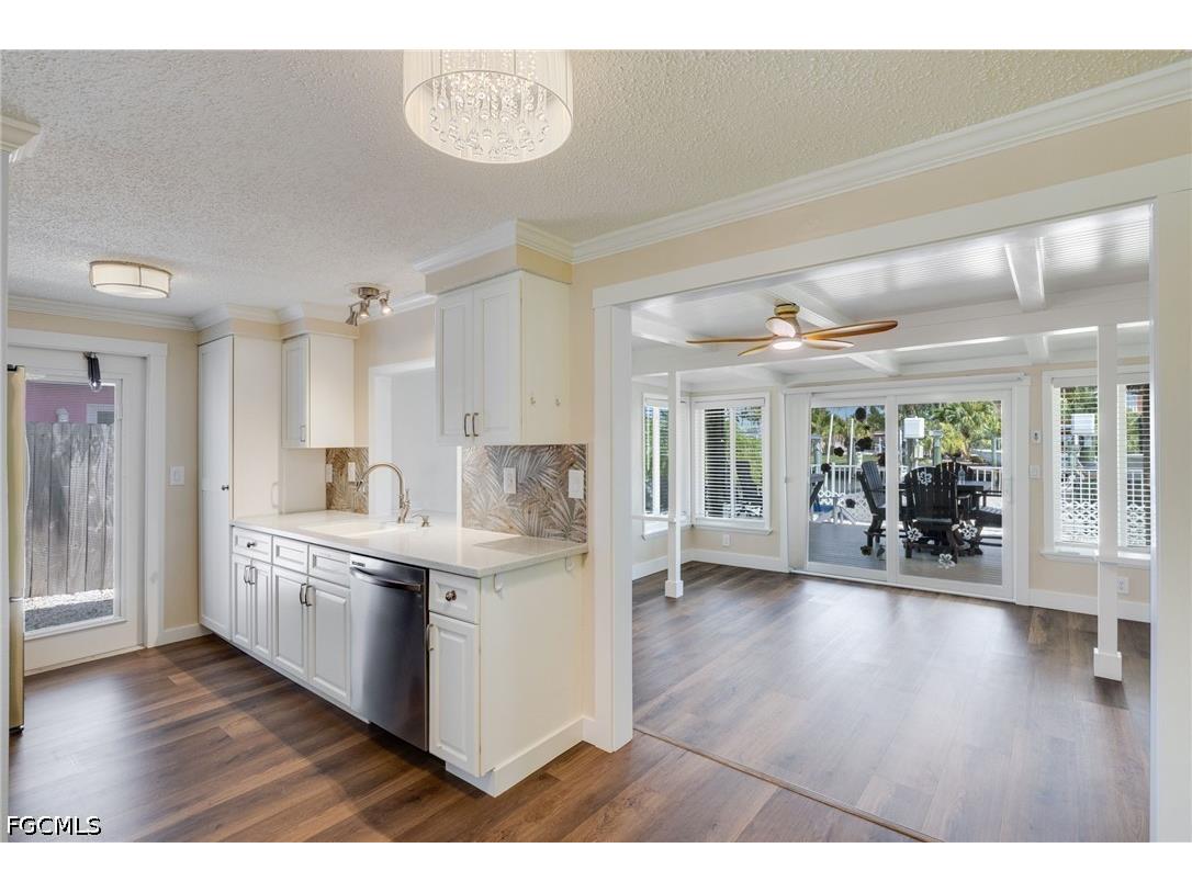 2639 Bridgeview Street Matlacha FL 33993 2026017318 image3