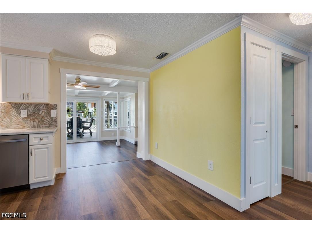 2639 Bridgeview Street Matlacha FL 33993 2026017318 image6