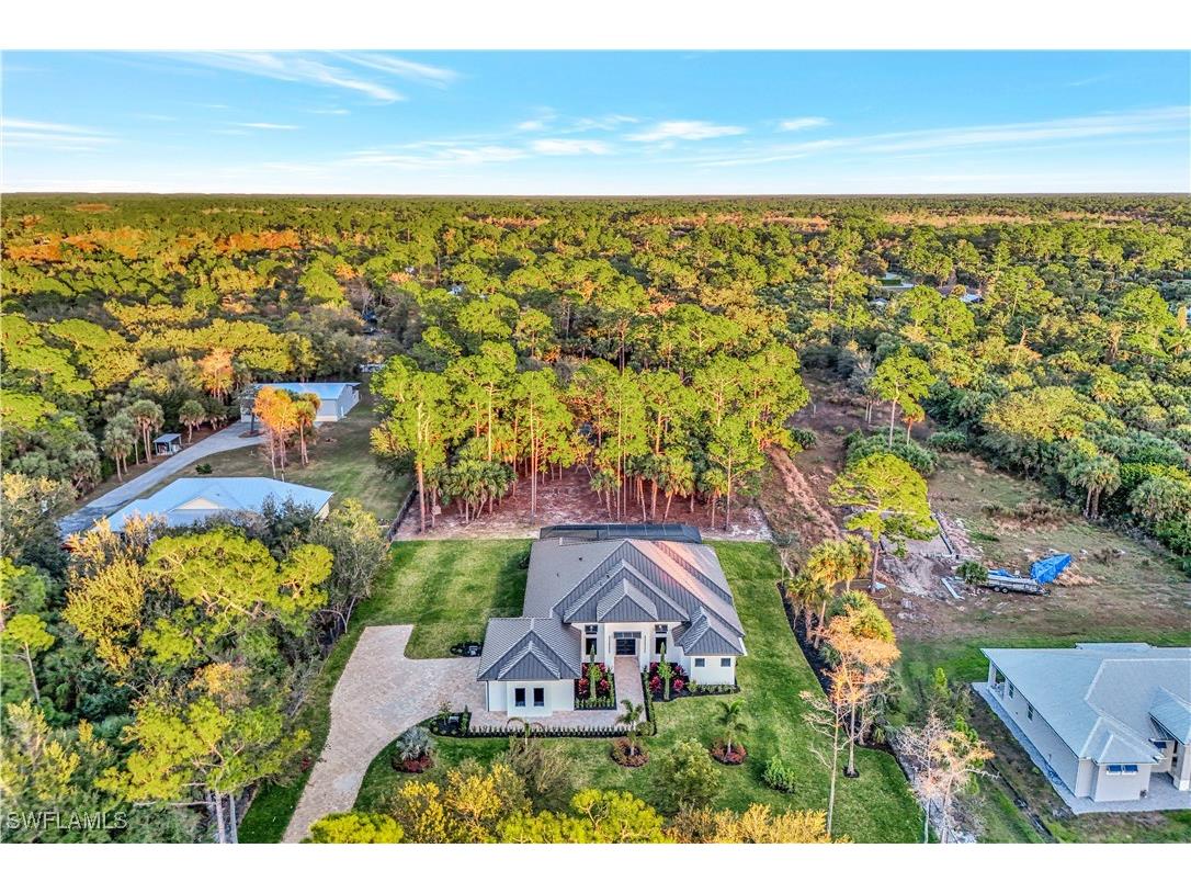 264 13th Street NW Naples FL 34120 225077926 image5