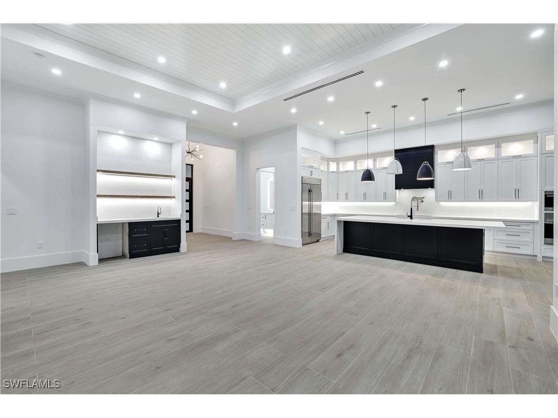 264 13th Street NW Naples FL 34120 225077926 image8