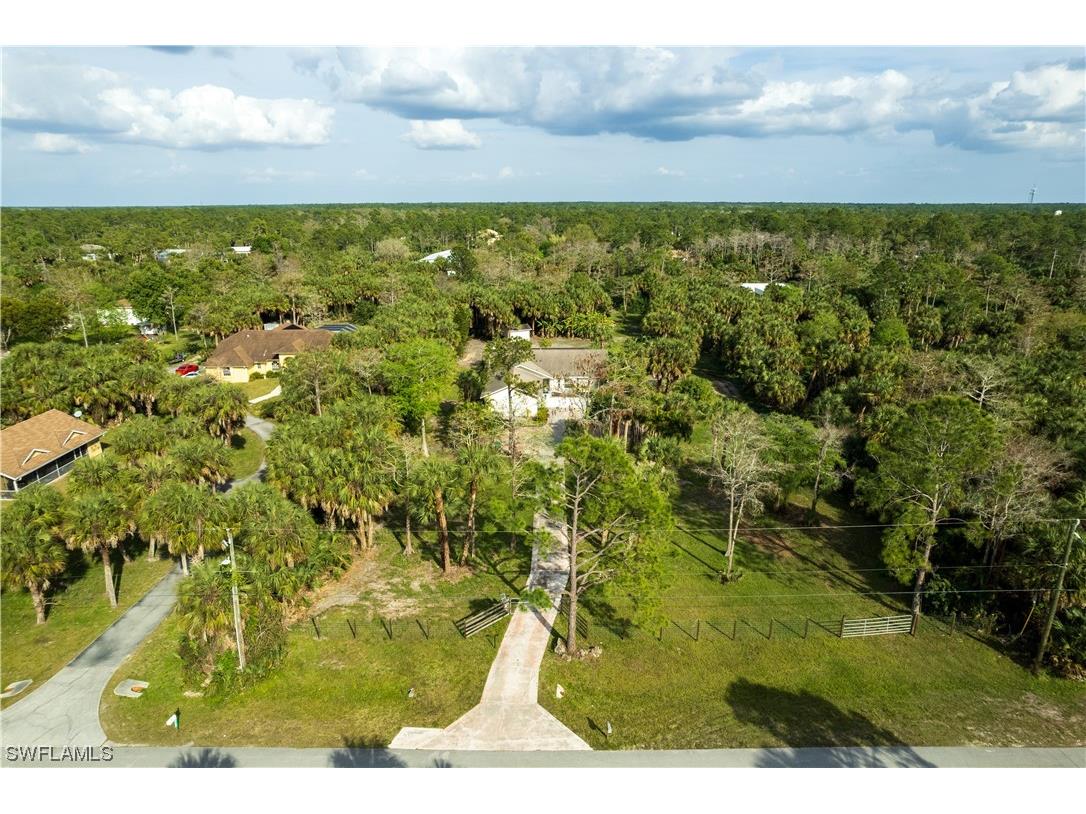 264 17th Street NW Naples FL 34120 224017737 image1