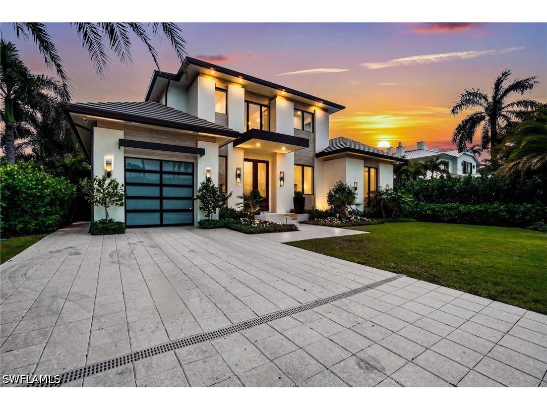 264 8th Avenue S Naples FL 34102 226013404 image36