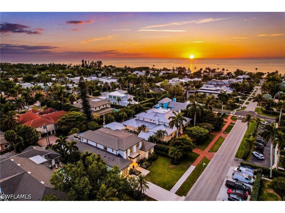 264 8th Avenue S Naples FL 34102 226013404 image39