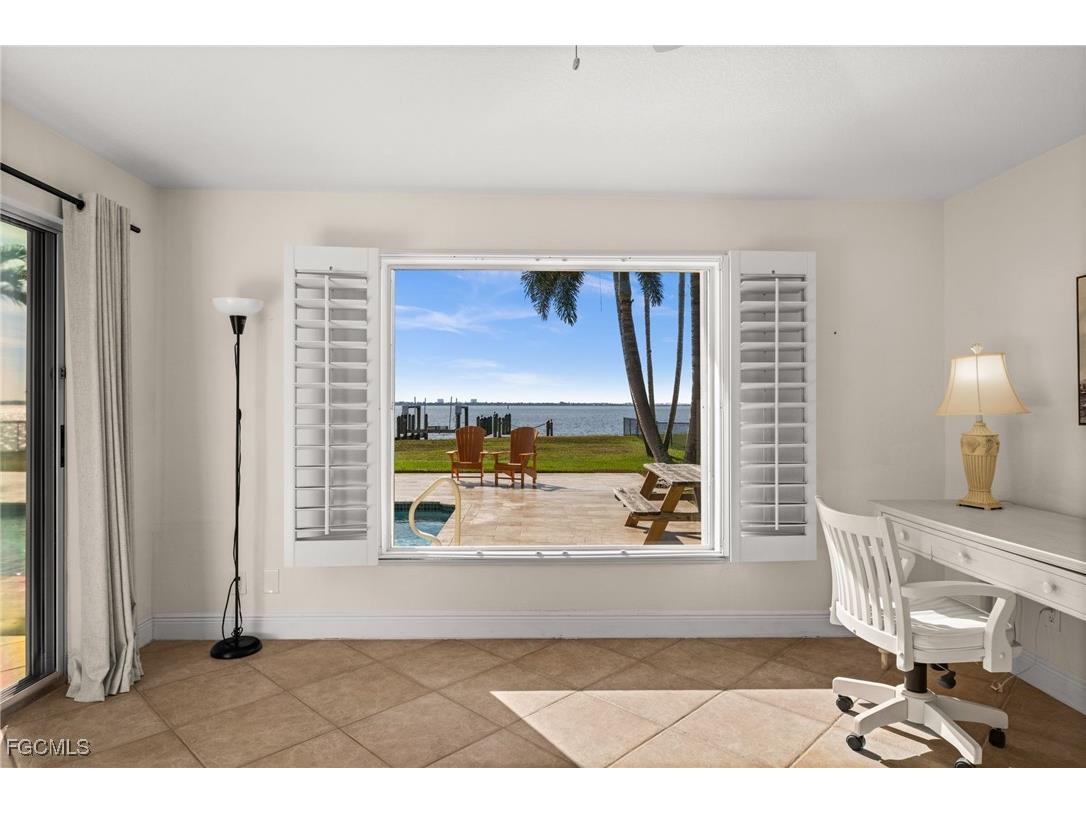 264 Bayshore Drive Cape Coral FL 33904 2025023898 image24