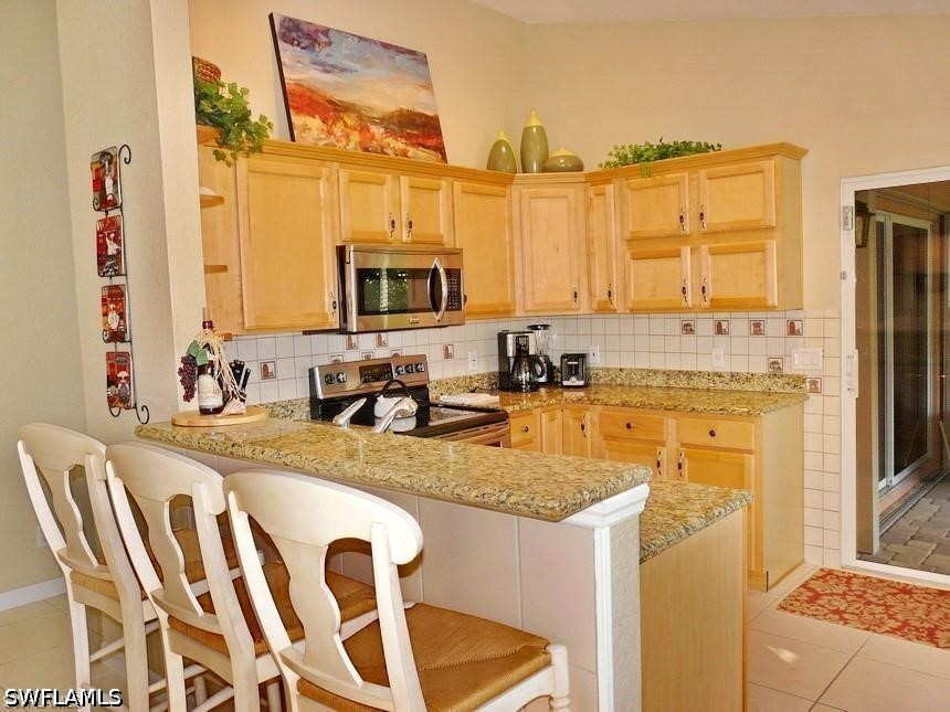 264 Castaways Street Marco Island FL 34145 226016470 image5