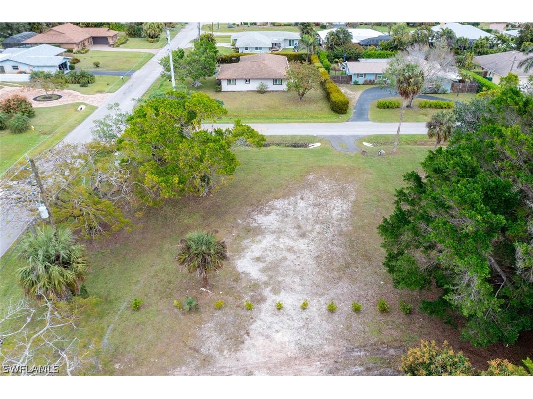 264 Cypress Way Way W Naples FL 34110 226009922 image10