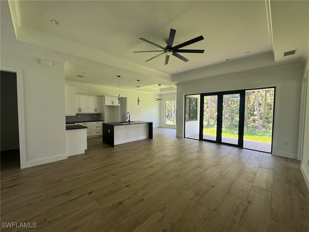 264 Golden Gate Boulevard E Naples FL 34117 225065188 image4