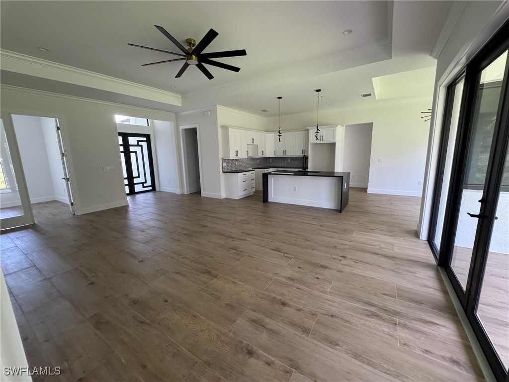 264 Golden Gate Boulevard E Naples FL 34117 225065188 image8