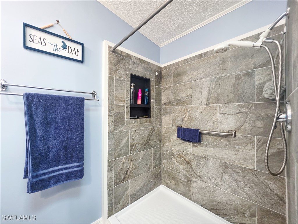 264 Lakeside Drive North Fort Myers FL 33903 225083068 image19