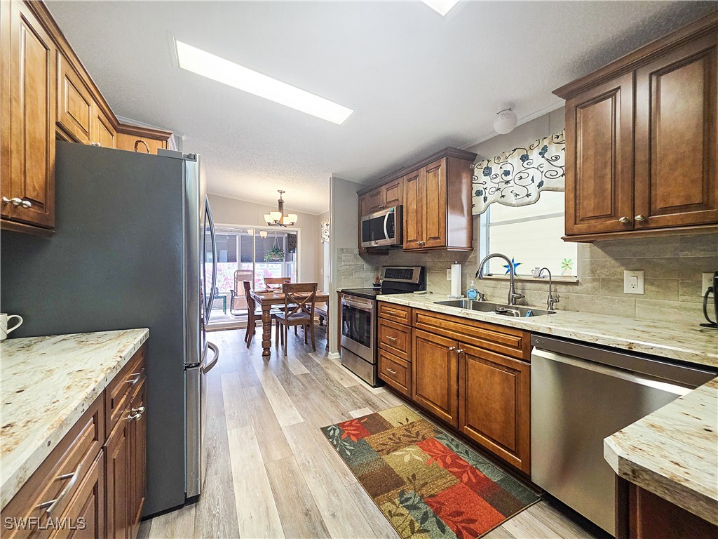 264 Lakeside Drive North Fort Myers FL 33903 225083068 image8