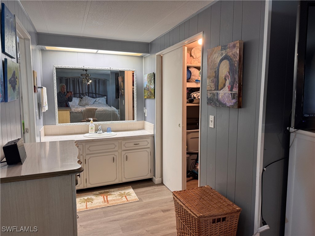 264 Shoreland Drive Fort Myers FL 33905 224097856 image23
