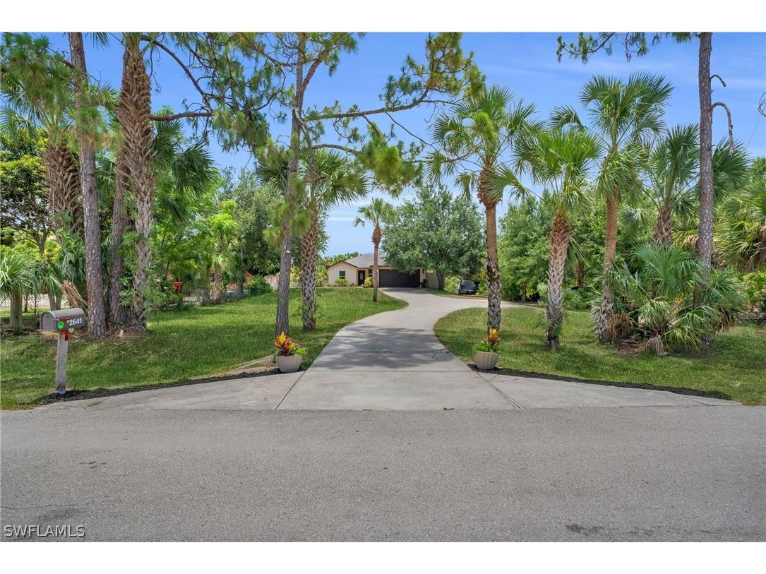 2641 2nd Avenue SE Naples FL 34117 224051480 image1