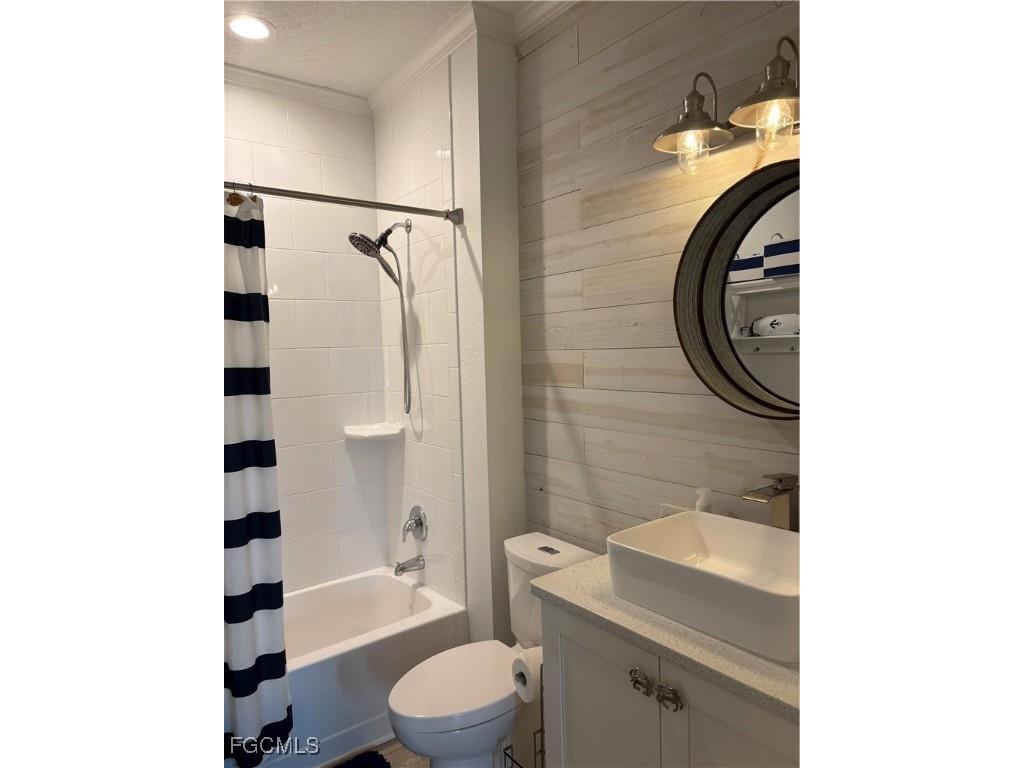 2642 York Road Saint James City FL 33956 2025006913 image10