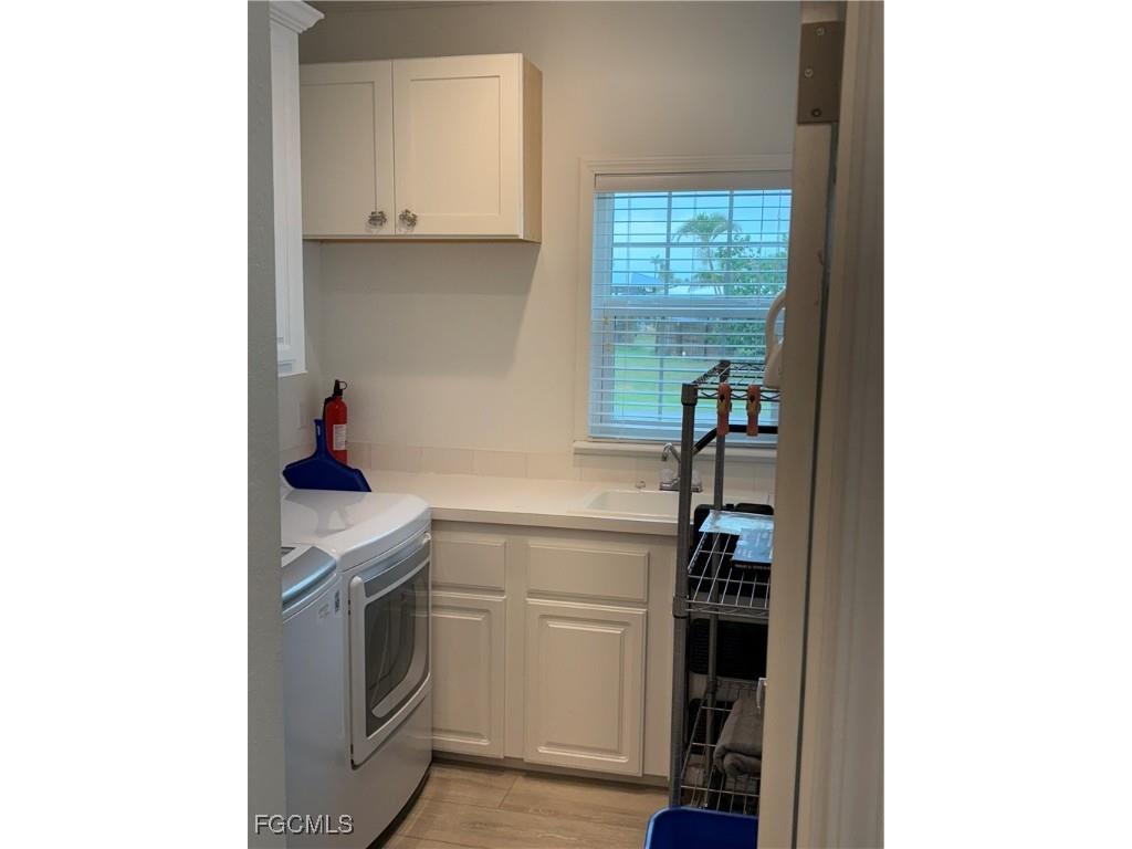 2642 York Road Saint James City FL 33956 2025006913 image11