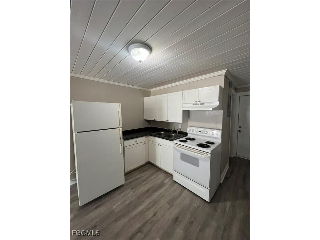 2643-2651 Lafayette Street #2649 Fort Myers FL 33916 2026004713 image1