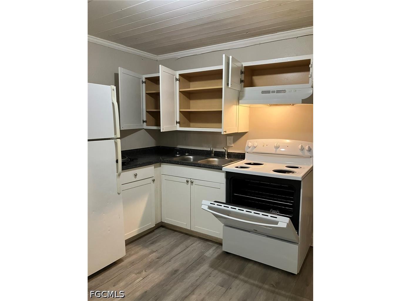 2643-2651 Lafayette Street #2651 Fort Myers FL 33916 2026029077 image2