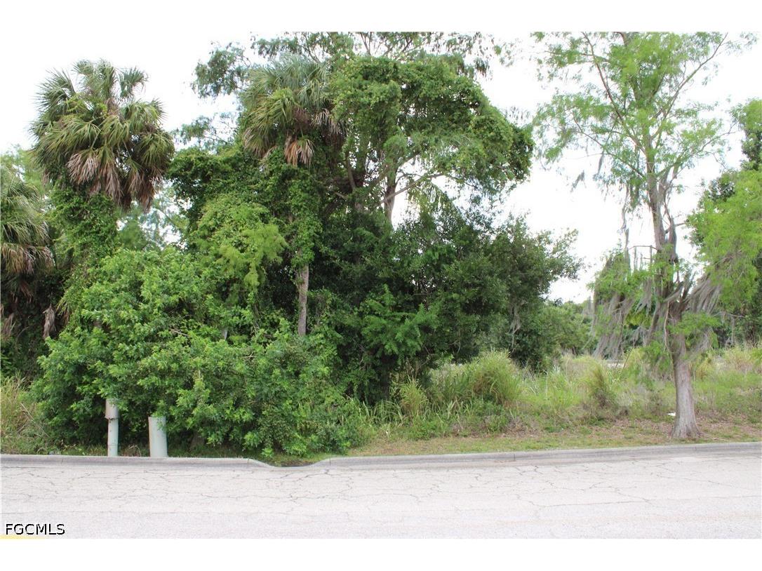2643 Pine Island Road NE Cape Coral FL 33909 2026022006 image6
