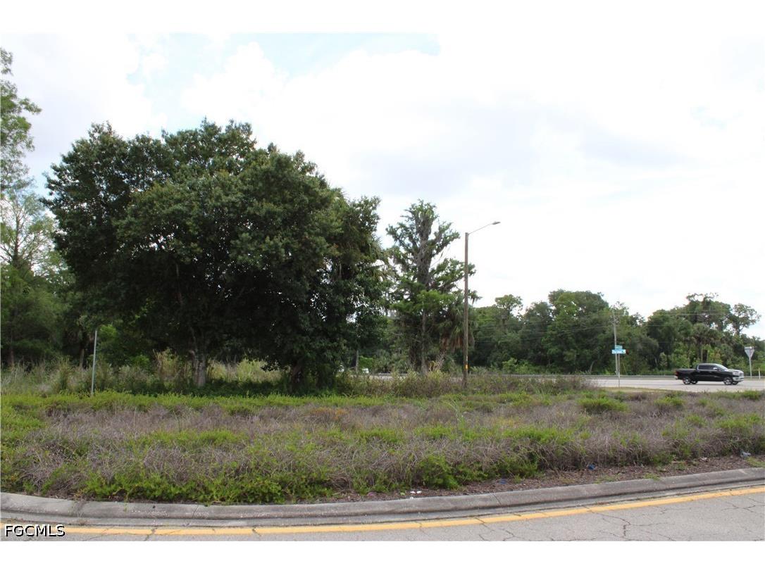 2643 Pine Island Road NE Cape Coral FL 33909 2026022006 image8