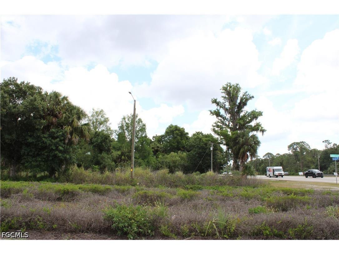 2643 Pine Island Road NE Cape Coral FL 33909 2026022006 image9