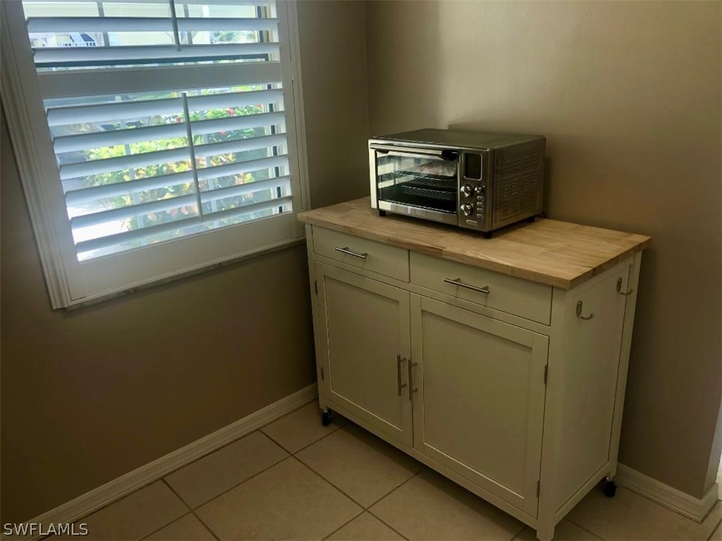 2644 Kings Lake Boulevard #6-103 Naples FL 34112 226007900 image10