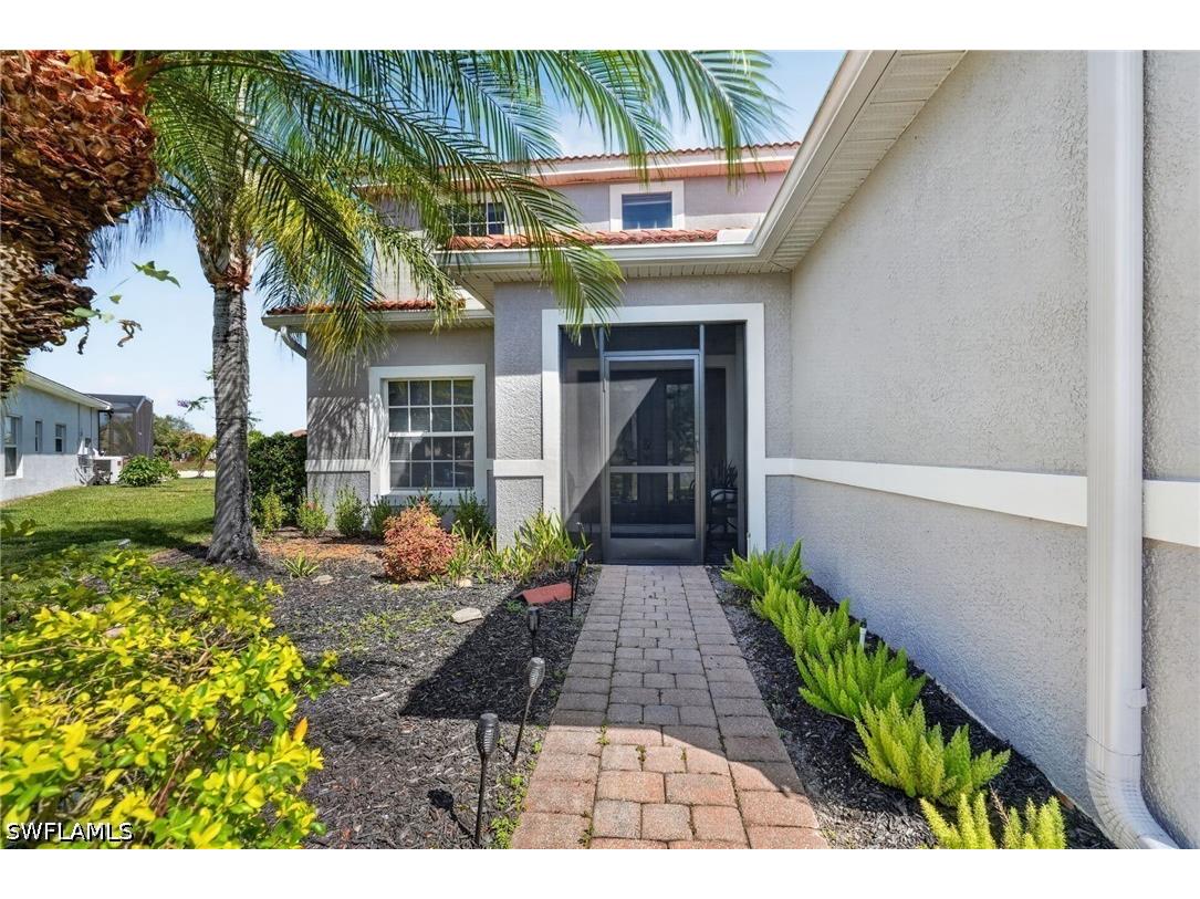 2645 Fishtail Palm Court Naples FL 34120 226015861 image2