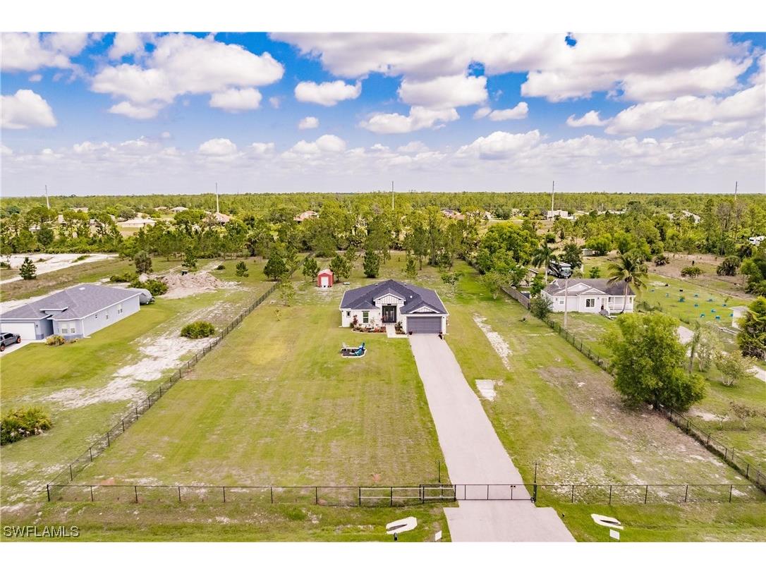 2647 45th Avenue NE Naples FL 34120 223041538 image1