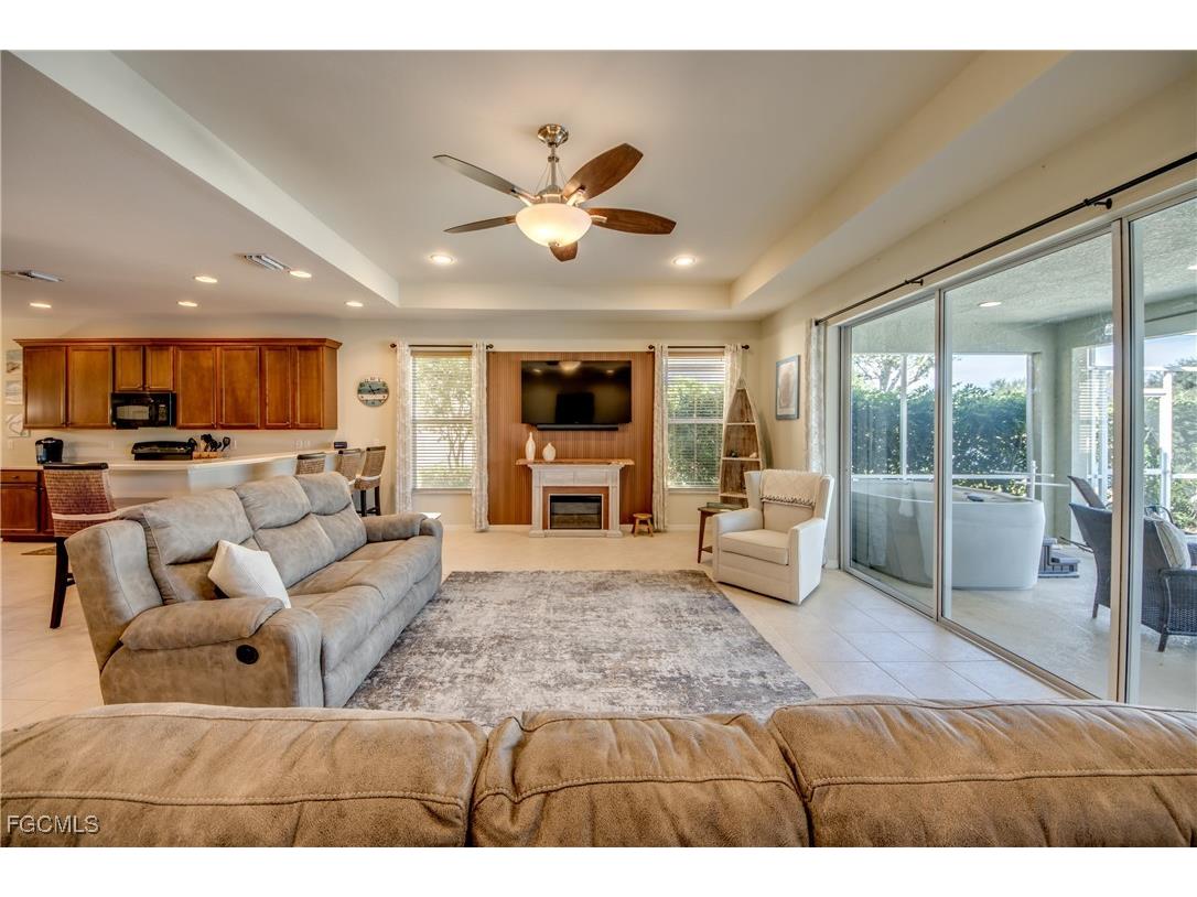 2647 Maraval Court Cape Coral FL 33991 2025019143 image2