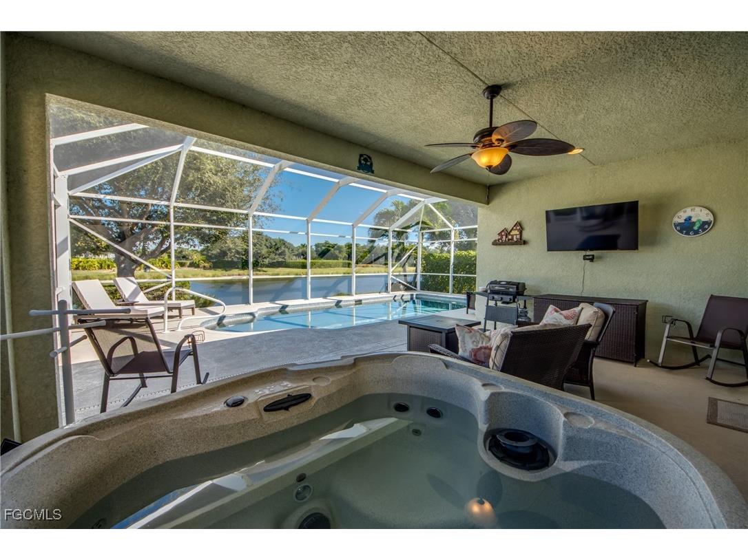 2647 Maraval Court Cape Coral FL 33991 2025019143 image25