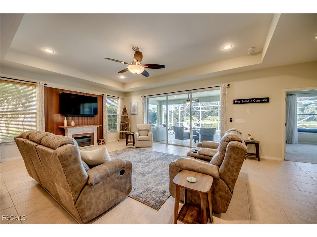 2647 Maraval Court Cape Coral FL 33991 2025019143 image3