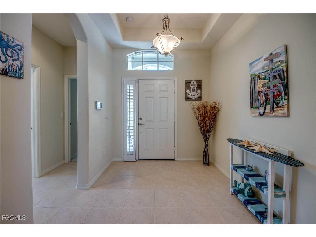2647 Maraval Court Cape Coral FL 33991 2025019143 image48
