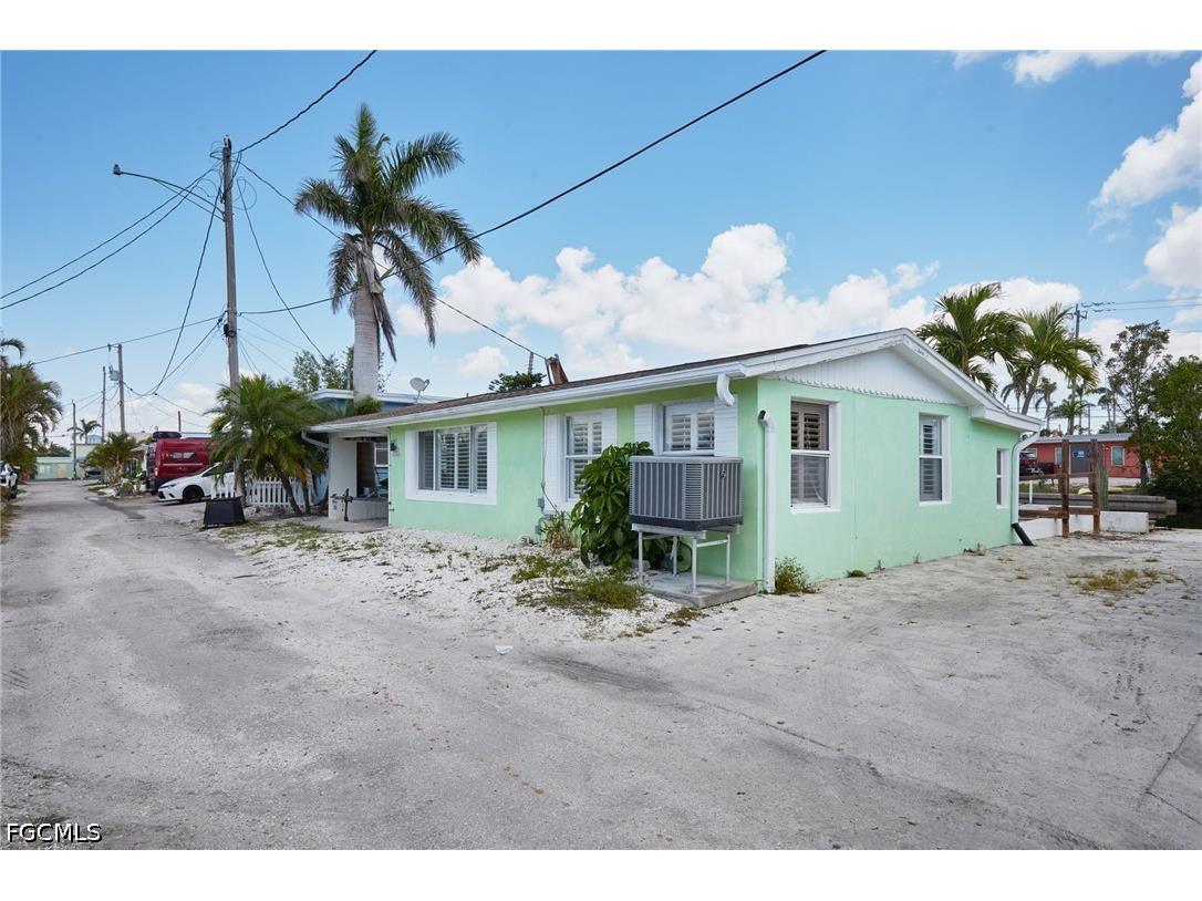2647 Pine Street Matlacha FL 33993 2026016983 image19