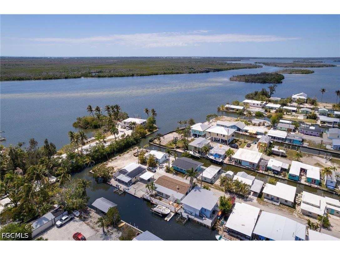 2647 Pine Street Matlacha FL 33993 2026016983 image38