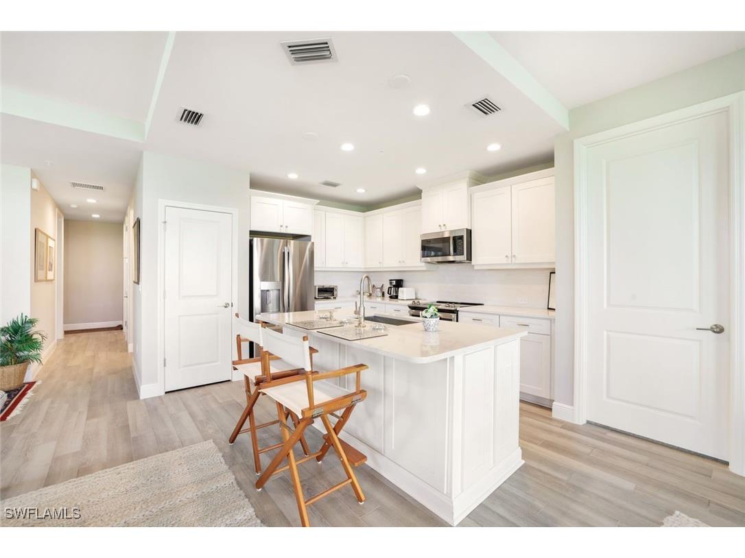 2647 Seychelles Circle #2204 Naples FL 34112 225025040 image10