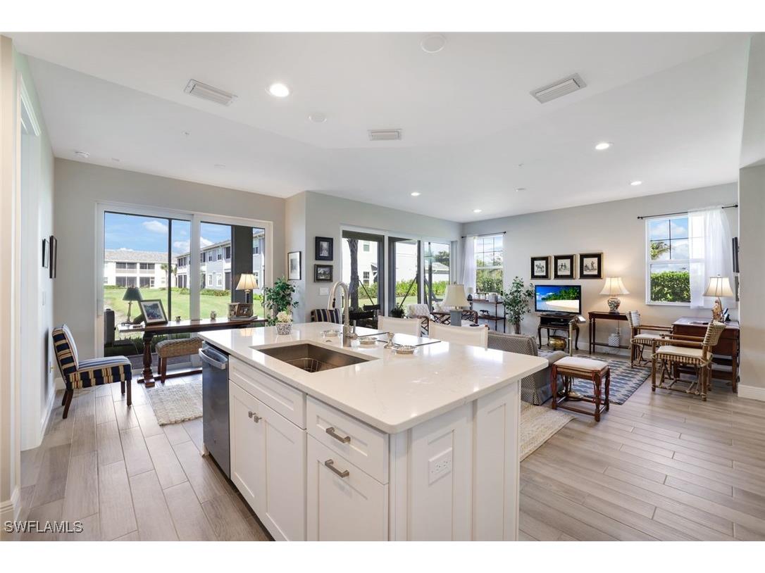 2647 Seychelles Circle #2204 Naples FL 34112 225025040 image8