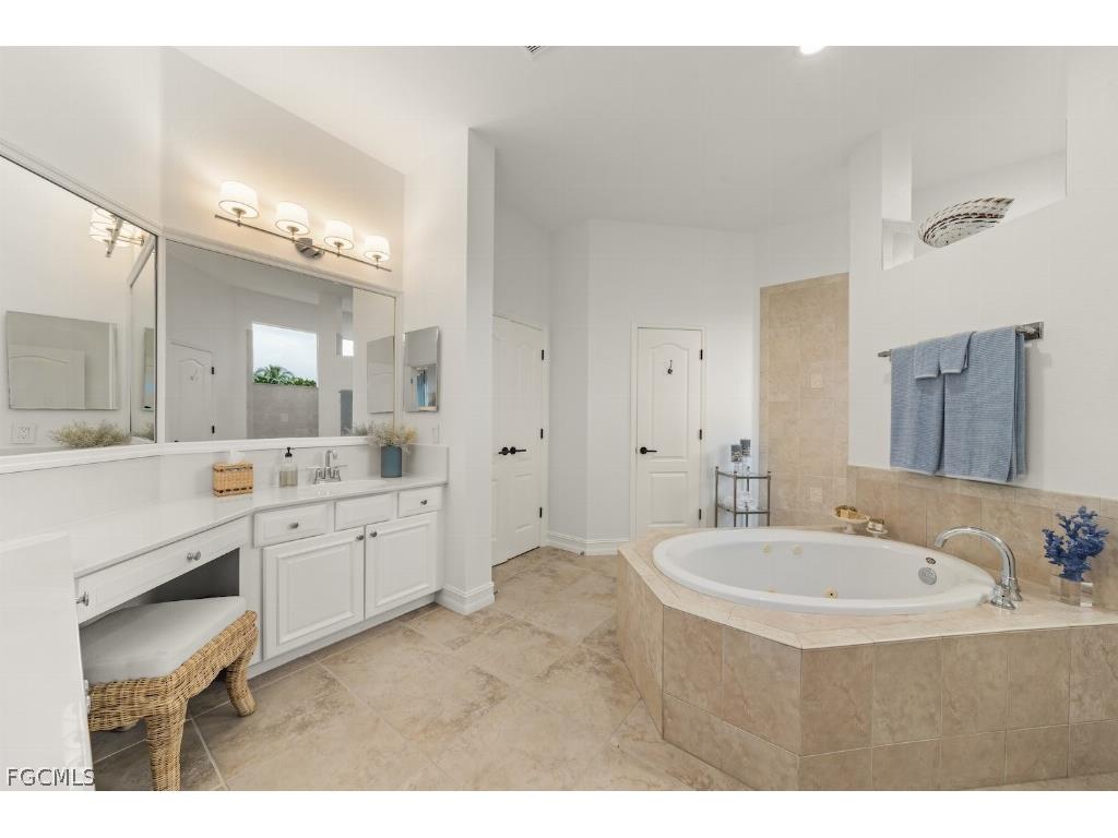 2648 Fairmont Isle Circle Cape Coral FL 33991 2026007671 image26