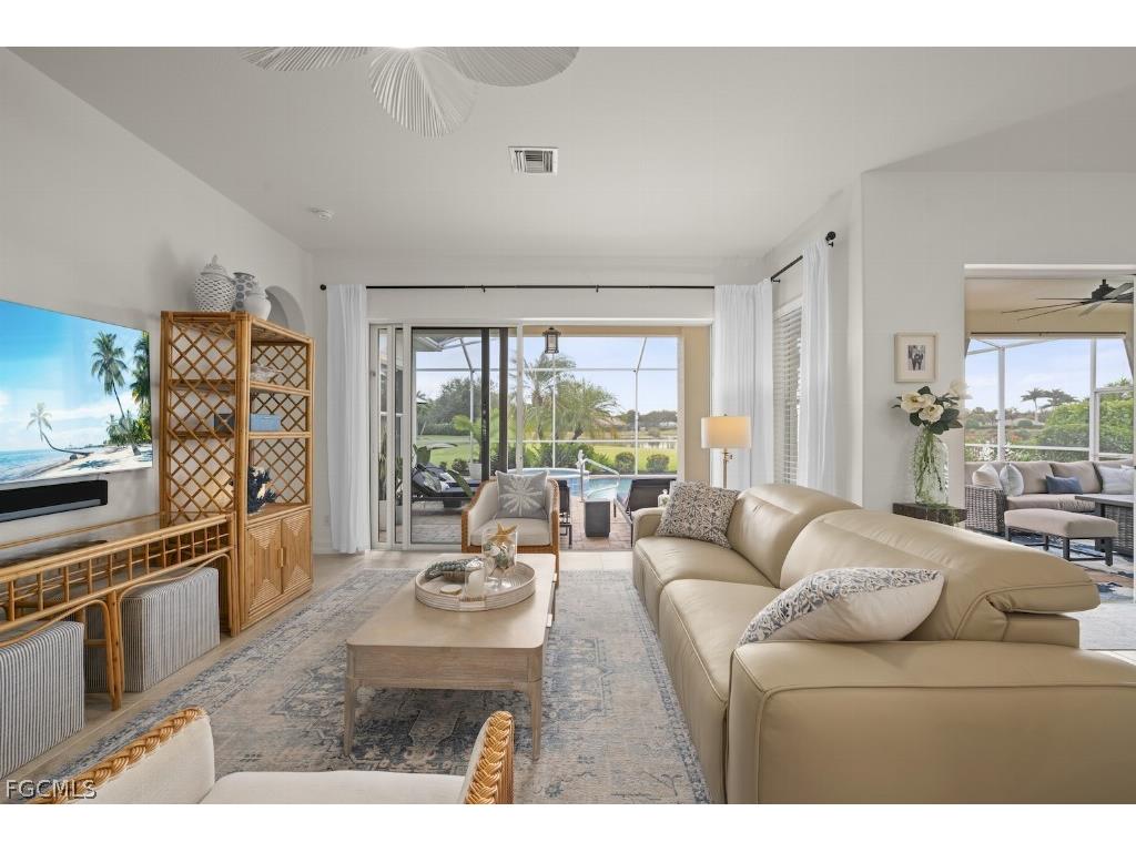 2648 Fairmont Isle Circle Cape Coral FL 33991 2026007671 image8