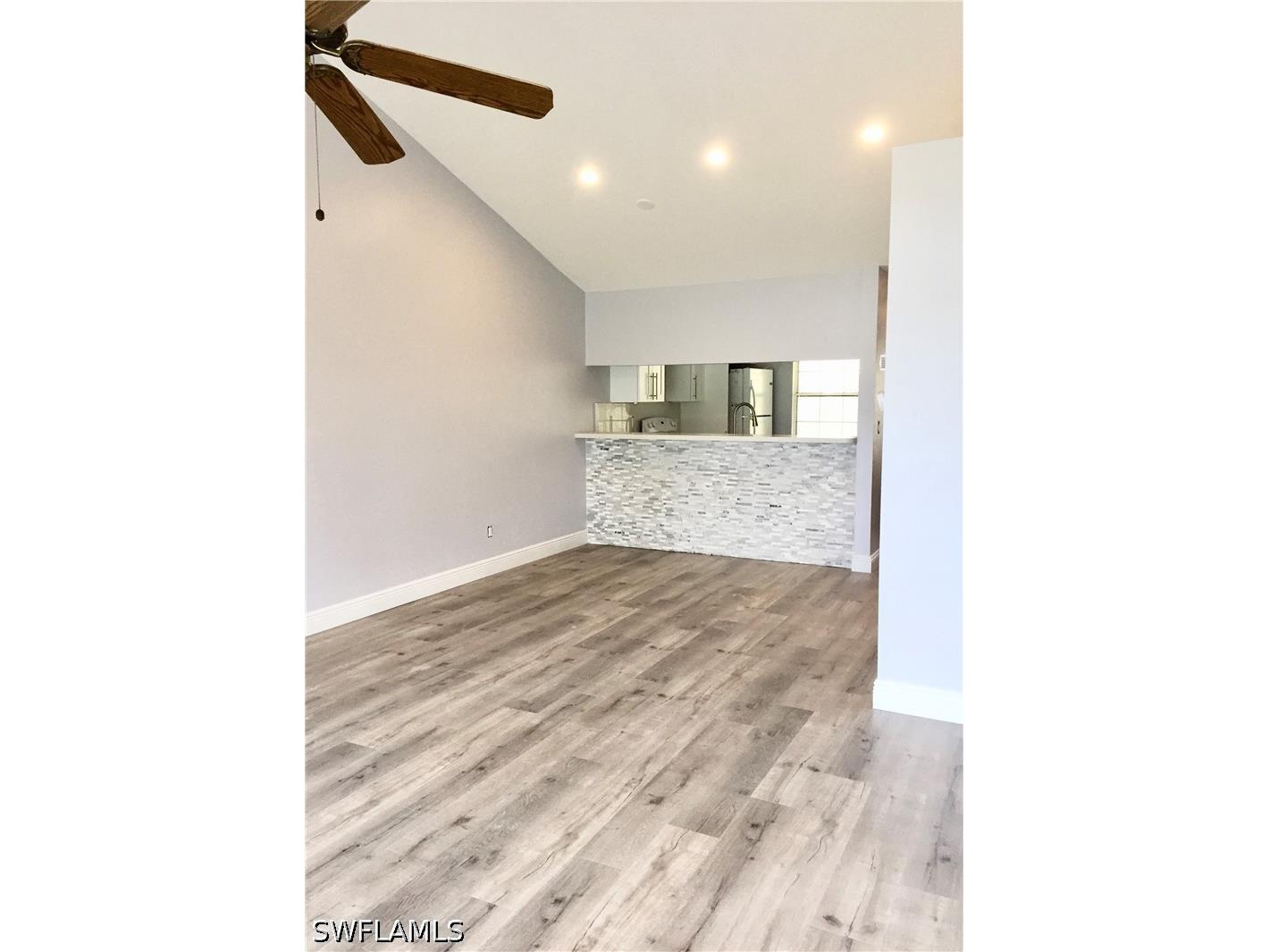 2648 Kings Lake Boulevard #6-201 Naples FL 34112 226021347 image1