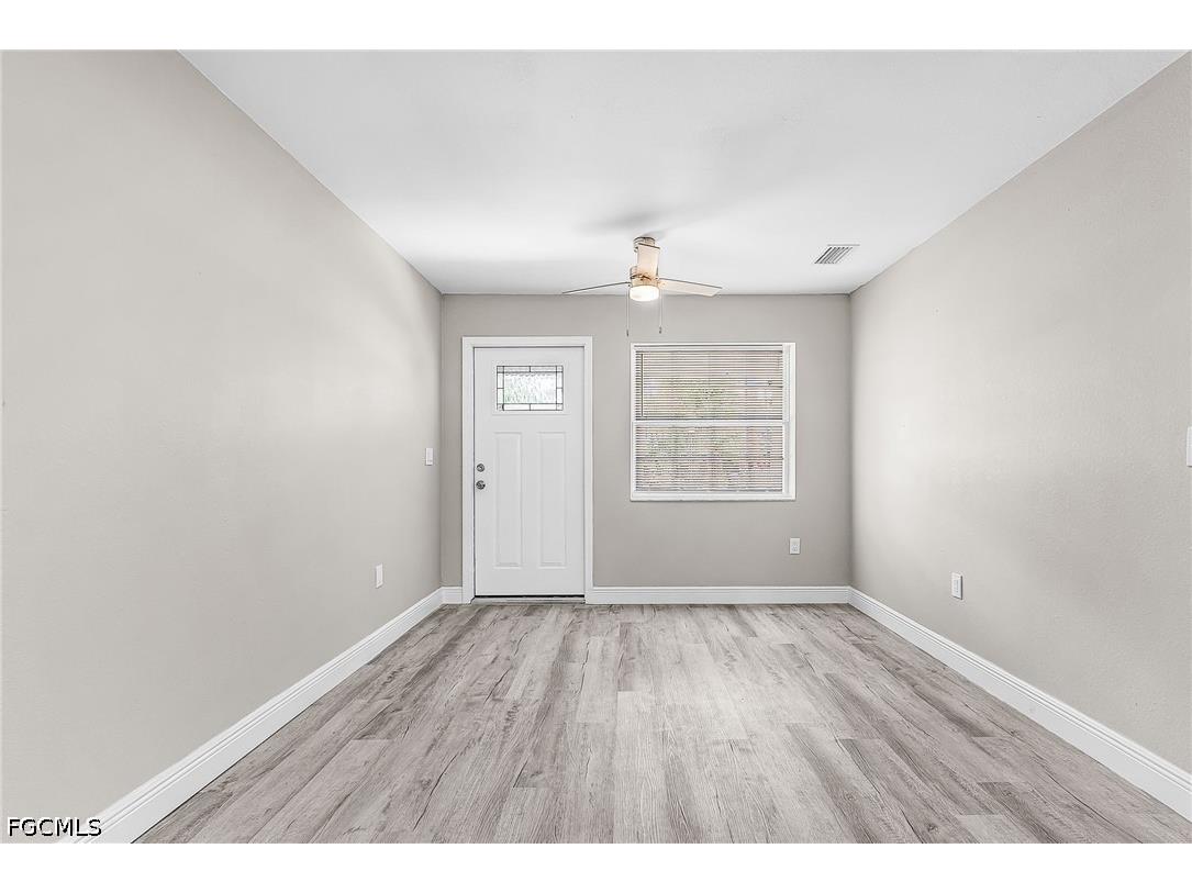 2648 Michigan Avenue Fort Myers FL 33916 2026022326 image19