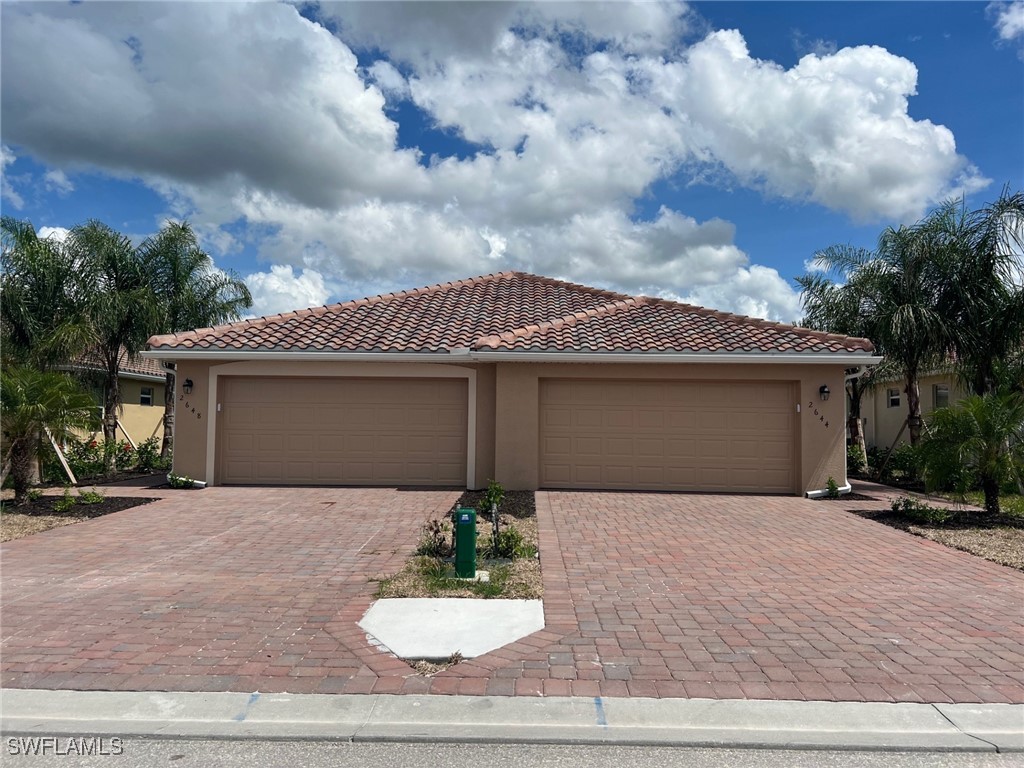 2648 Vine Avenue Naples FL 34120 225080031 image1