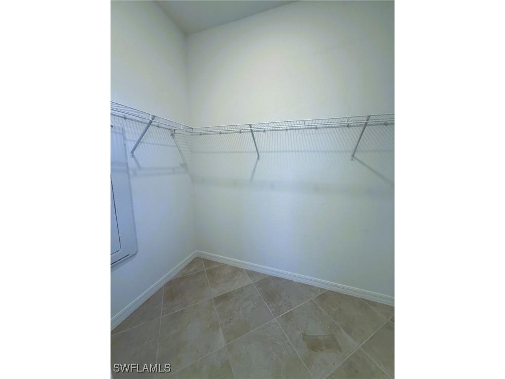 2648 Vine Avenue Naples FL 34120 225080031 image11