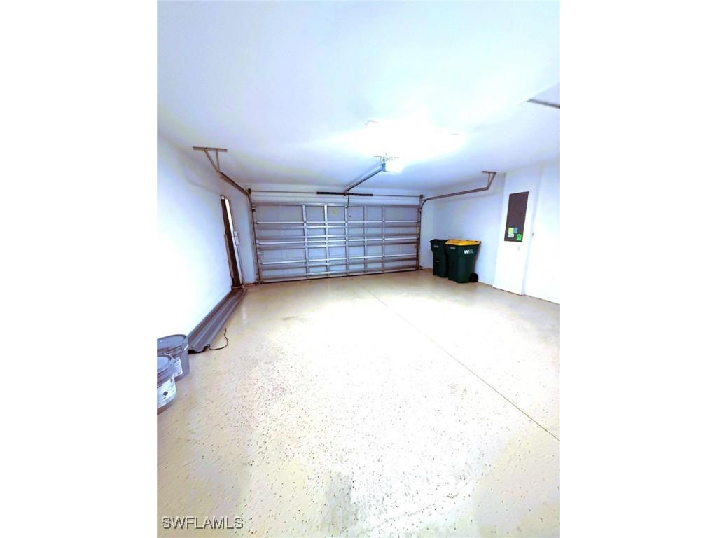 2648 Vine Avenue Naples FL 34120 225080031 image16